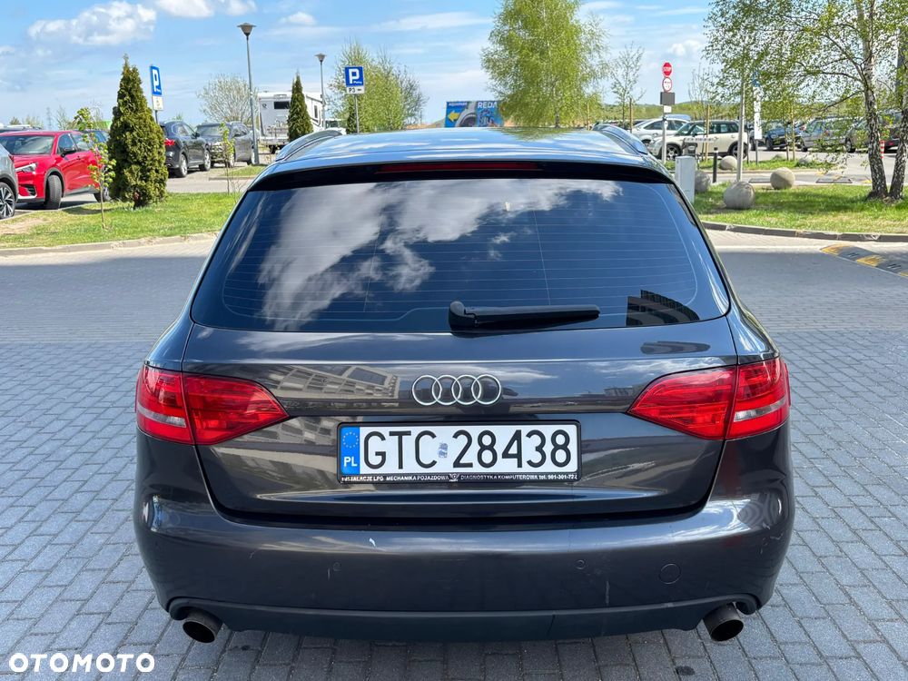 Audi A4 Avant 2.0 TFSI - 10