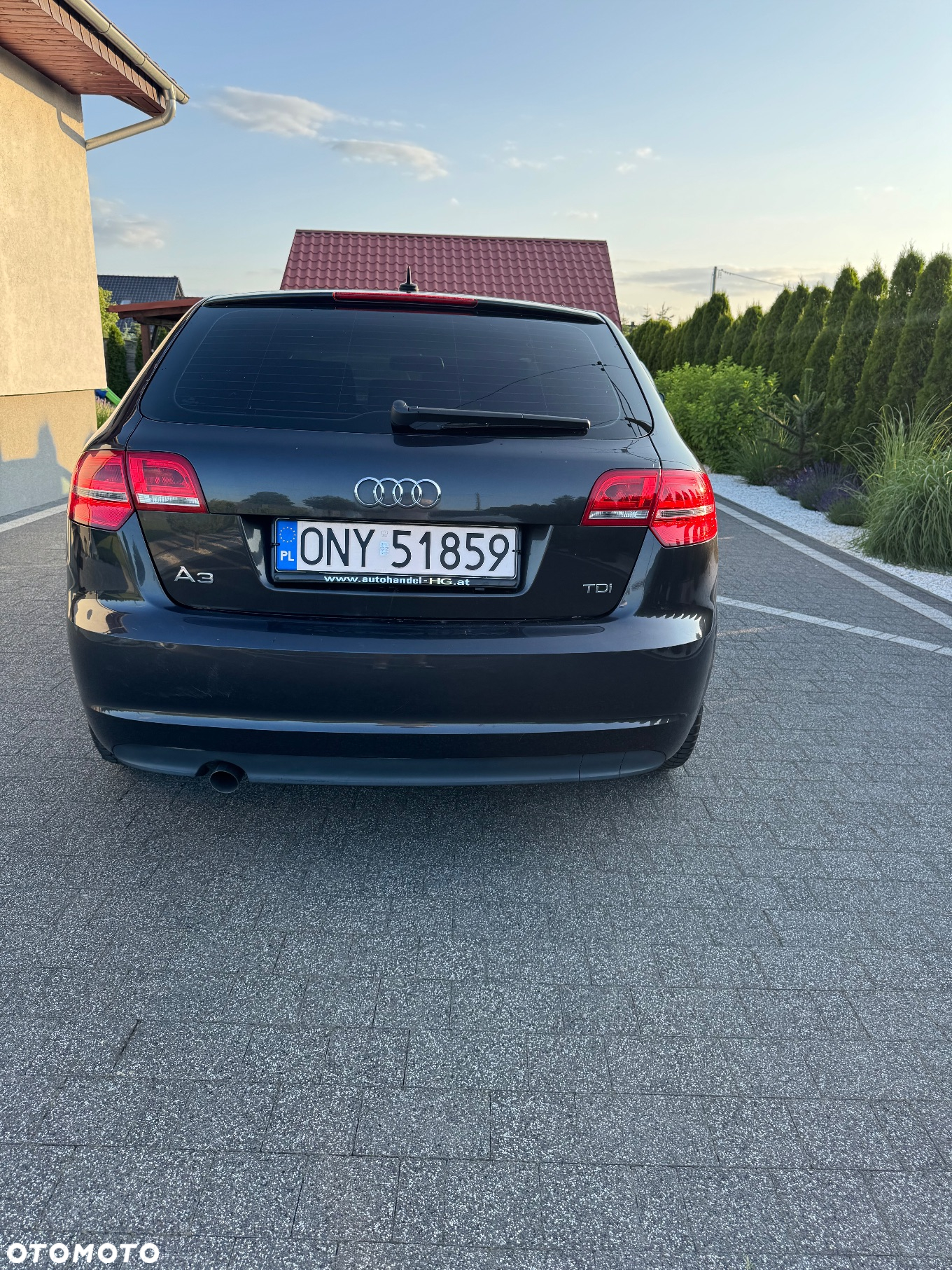 Audi A3 1.6 TDI DPF Attraction - 6