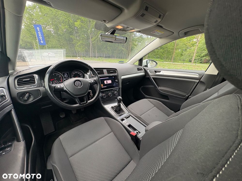 Volkswagen Golf 1.0 TSI Comfortline - 27