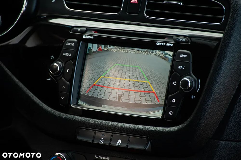 Kia Ceed 1.6 GDI Vision - 26