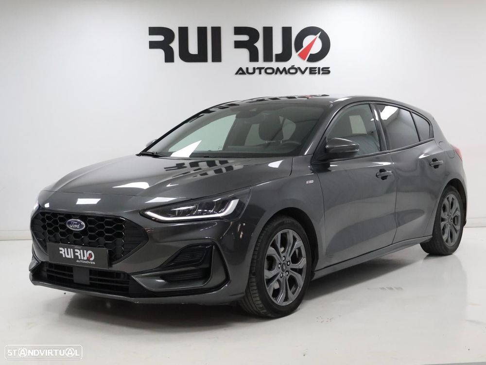 Ford Focus 1.0 EcoBoost MHEV ST-Line - 2
