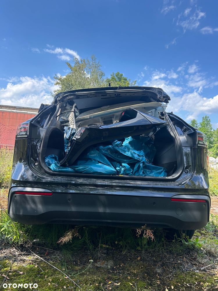 Volkswagen Tiguan - 2
