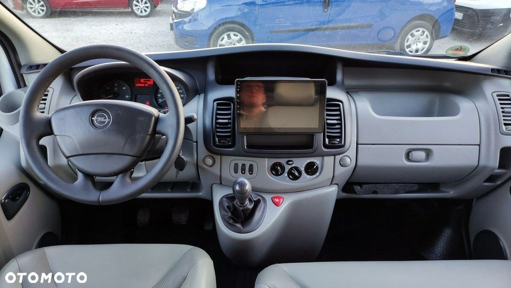Opel Vivaro - 5