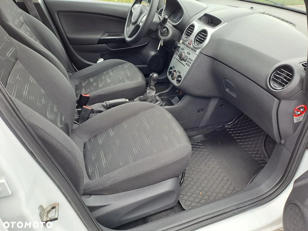 Opel Corsa 1.2 16V Enjoy - 10