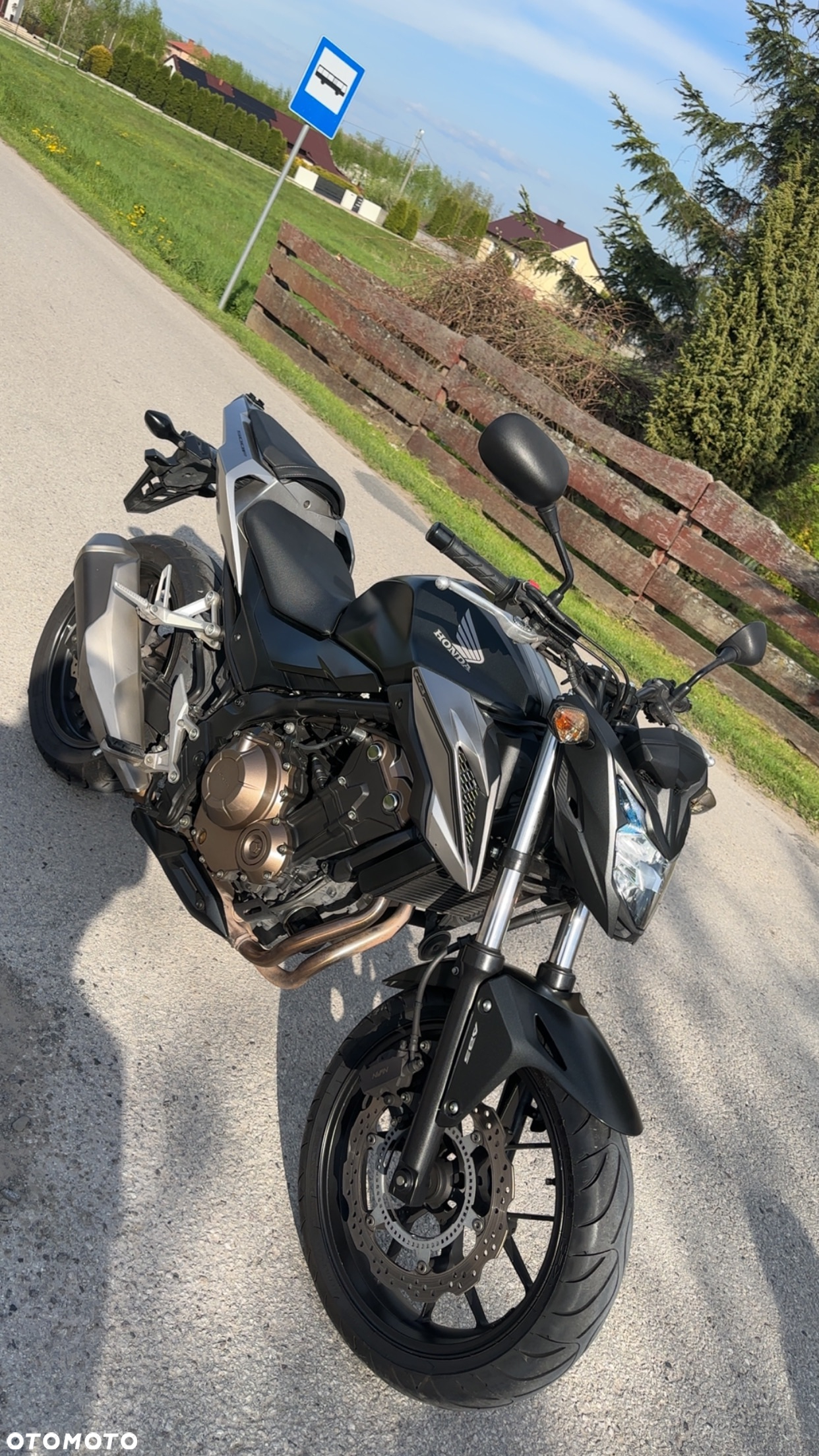 Honda CBF - 2
