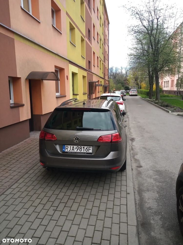 Volkswagen Golf 2.0 BlueTDI DSG Cup - 5