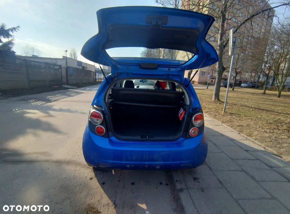 Chevrolet Aveo 1.6 LTZ - 6