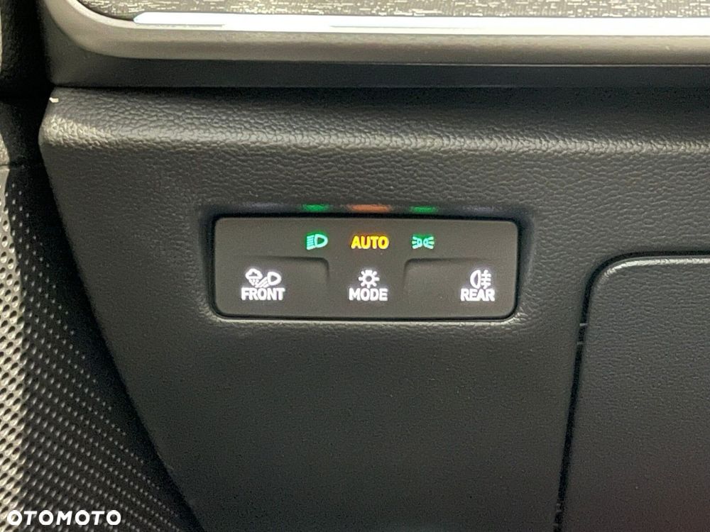 Skoda Superb 2.0 TSI 4x4 Selection DSG - 31