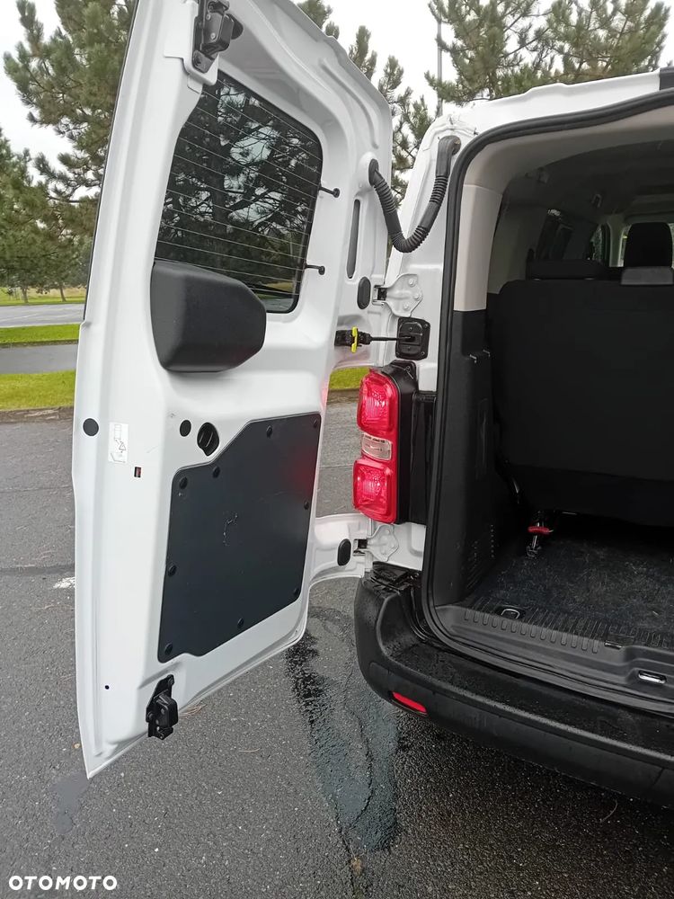 Toyota ProAce Kombi 2.0 D-4D Medium 2,8t - 15