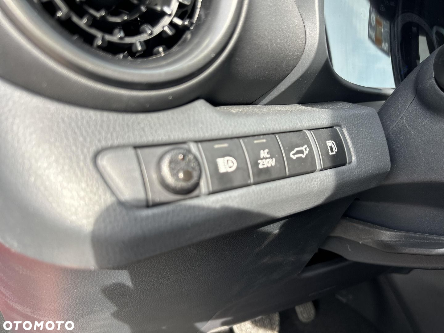 Toyota C-HR - 19