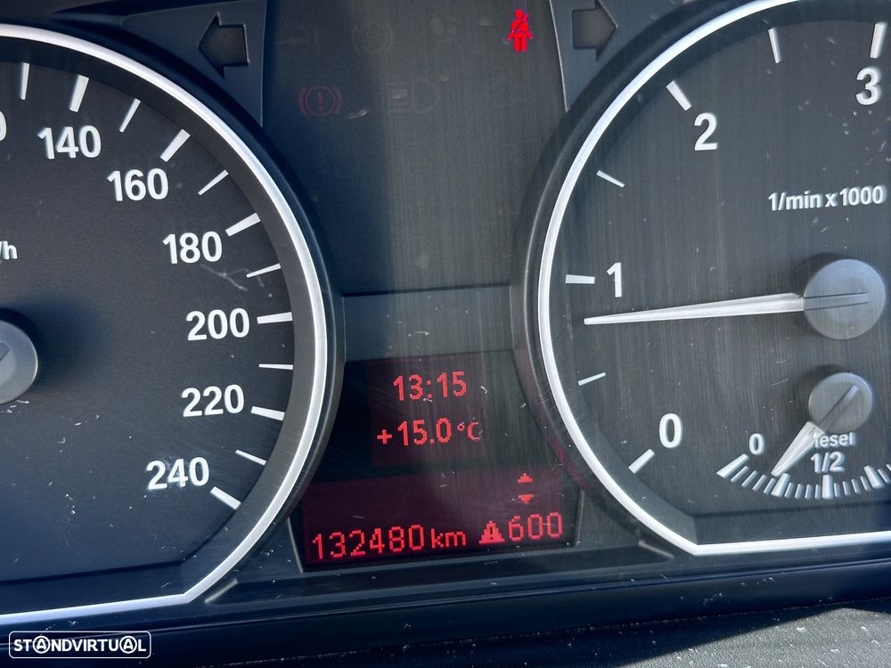 BMW 118 - 18