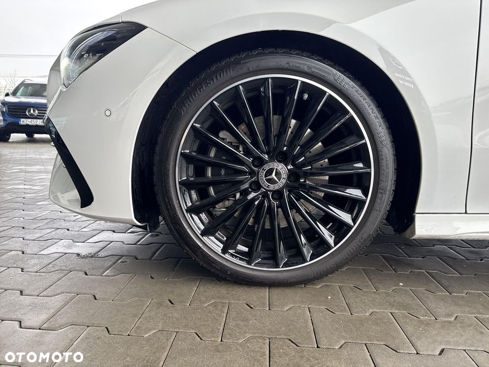 Mercedes-Benz CLA - 11