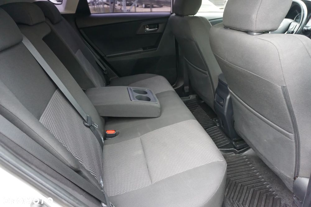 Toyota Auris 2.0 D-4D Comfort - 14