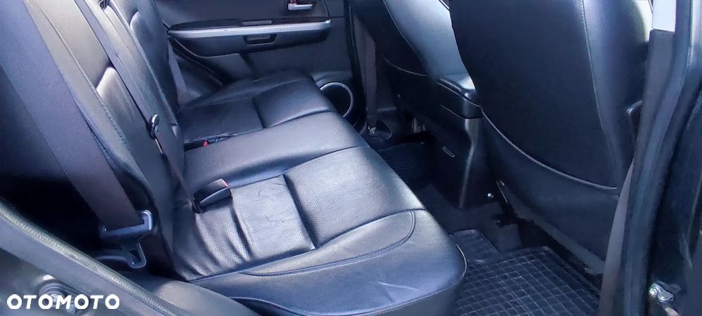 Suzuki Grand Vitara 2.0 De luxe - 11