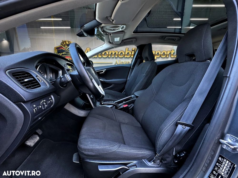 Volvo V40 D2 Powershift Momentum - 6