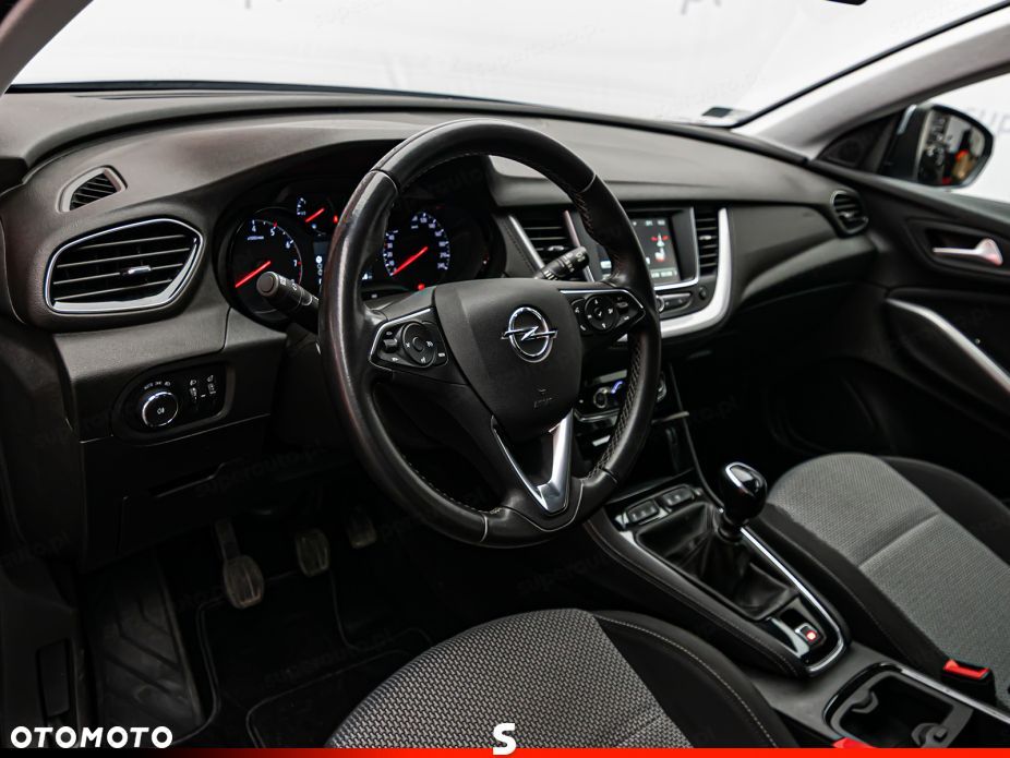 Opel Grandland X 1.2 T GPF Edition S&S - 9