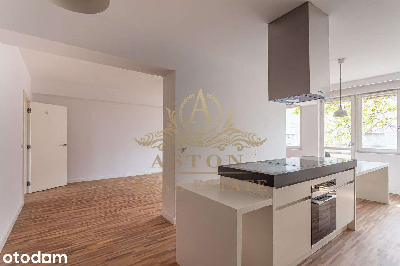Przestronny apartament w okolicy ul. Mokotowskiej