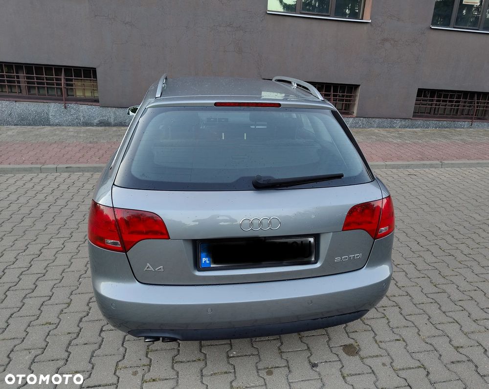 Audi A4 Avant 2.0 TDI - 6