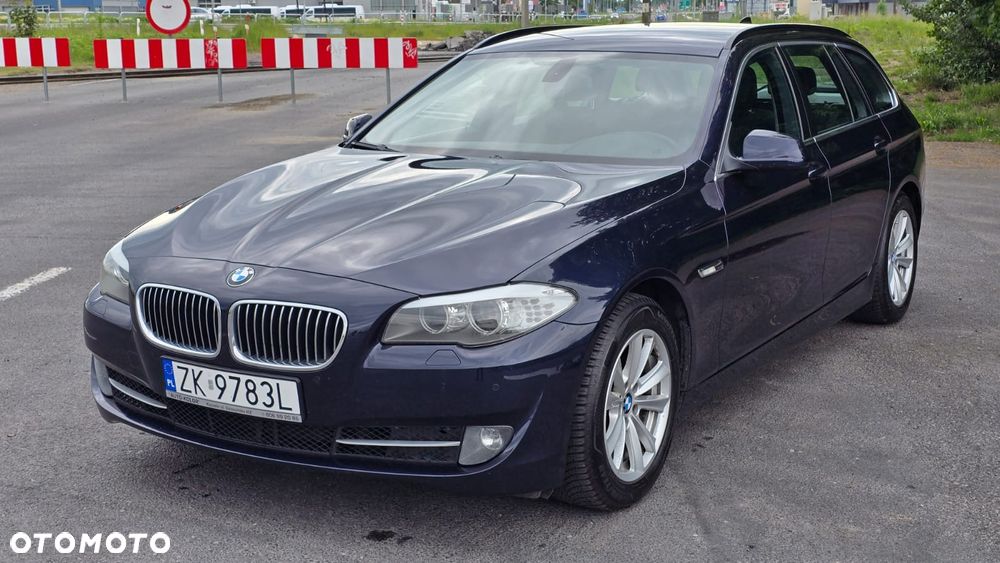 BMW Seria 5 520d - 3