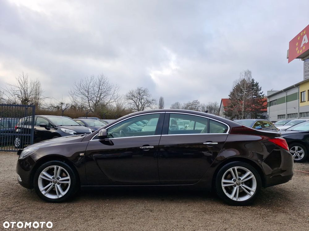 Opel Insignia 2.0 Turbo 4x4 Cosmo - 2