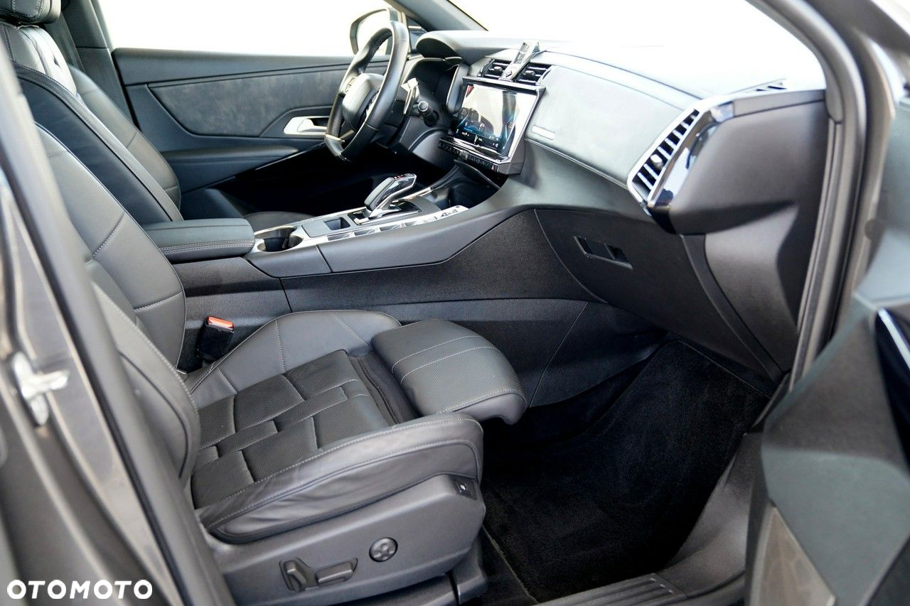 DS Automobiles DS 7 Crossback - 24