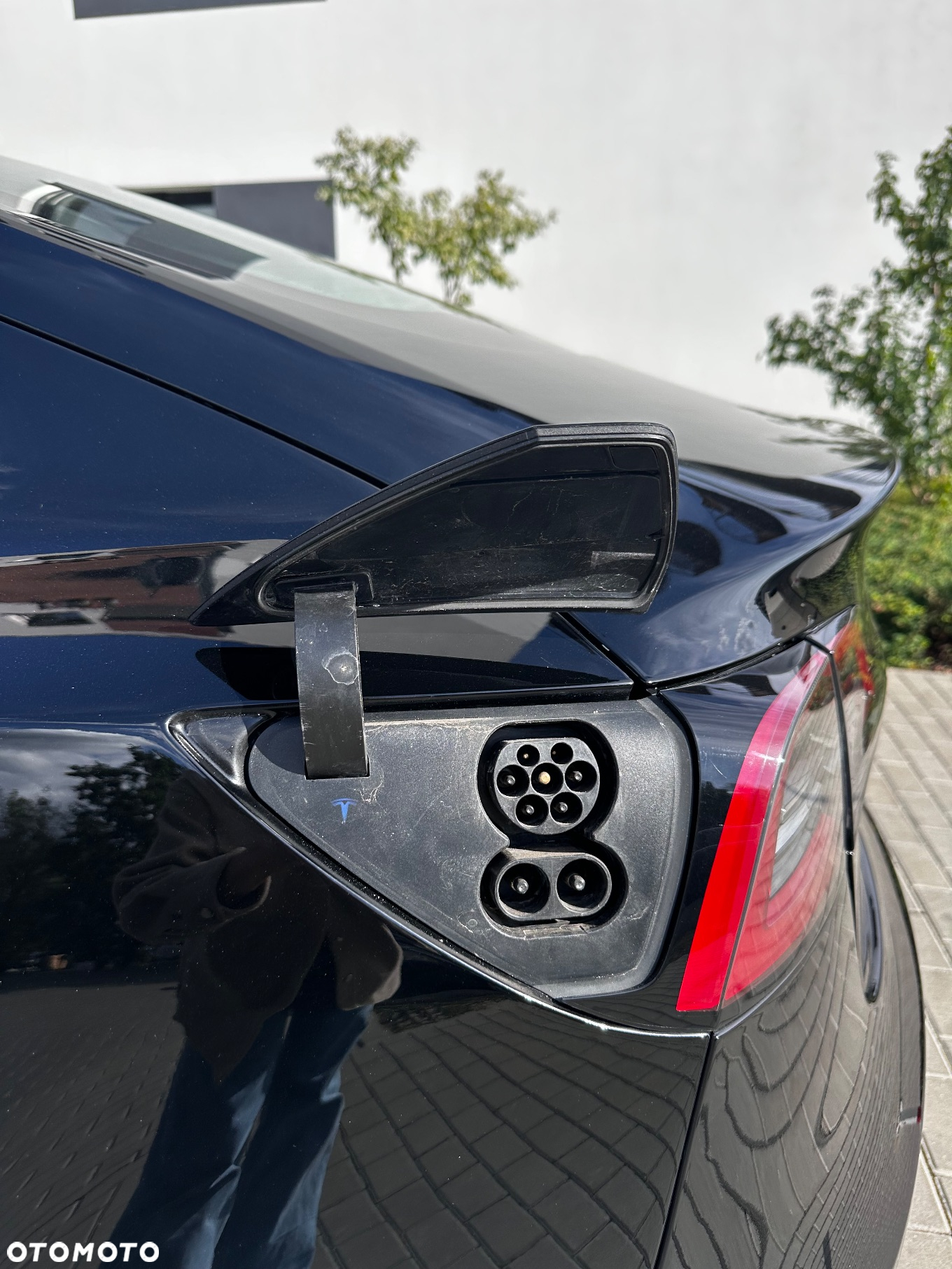 Tesla Model 3 Standard Reichweite Plus Hinterradantrieb - 24