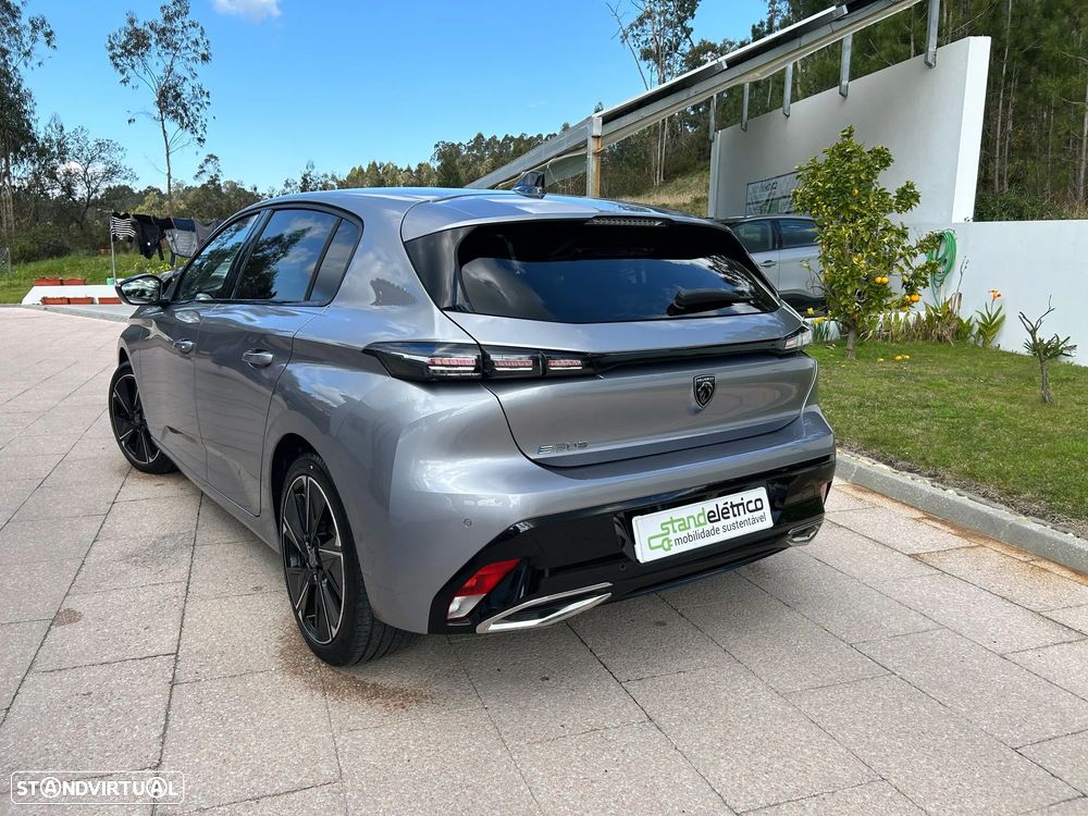 Peugeot e-308 54 kWh Allure - 2