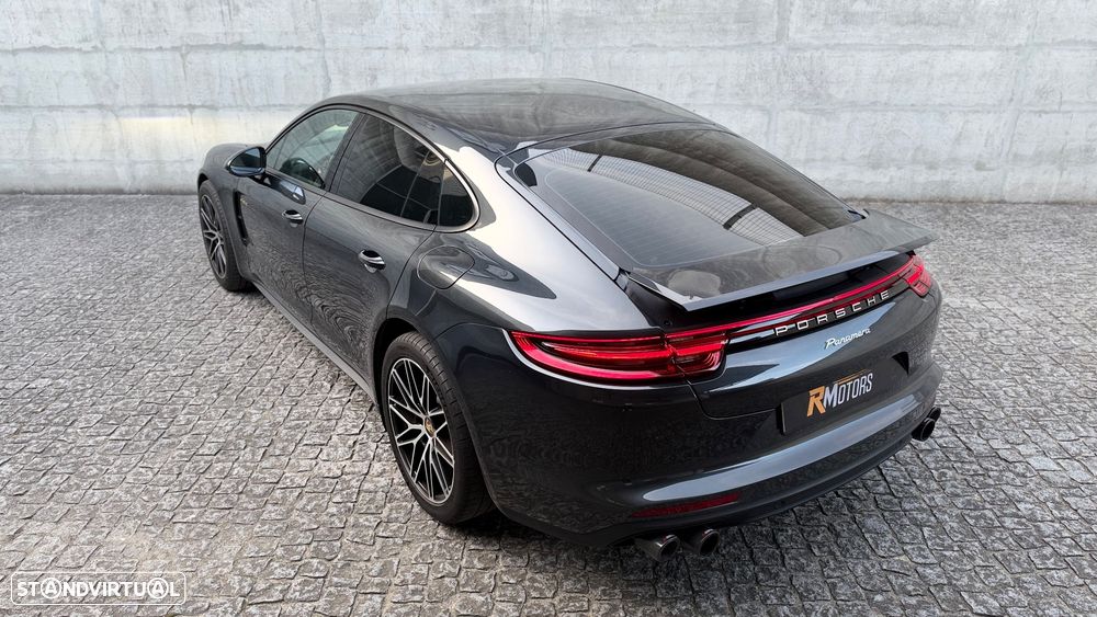 Porsche Panamera 4 E-Hybrid - 2