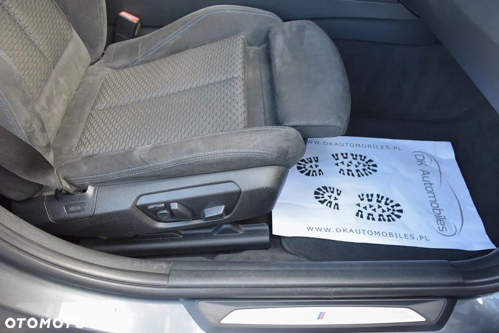 BMW Seria 3 320d DPF Edition Sport - 26
