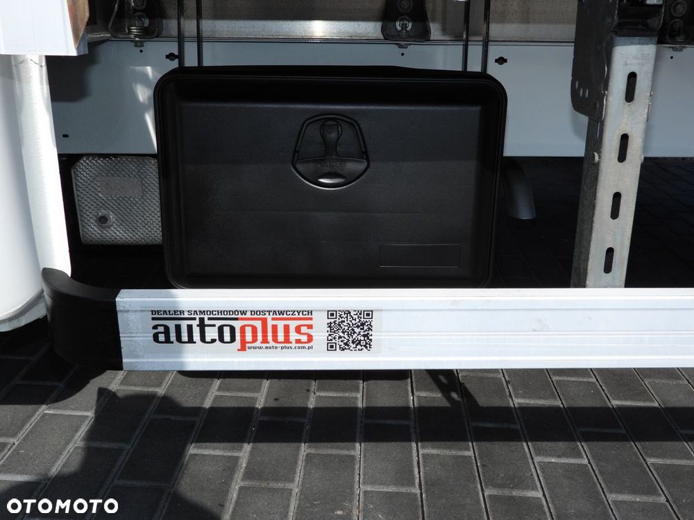 Renault MASTER  PLANDEKA 10 PALET WEBASTO TEMPOMAT LEDY PNEUMATYKA KLIMATYZACJA  165KM - 23