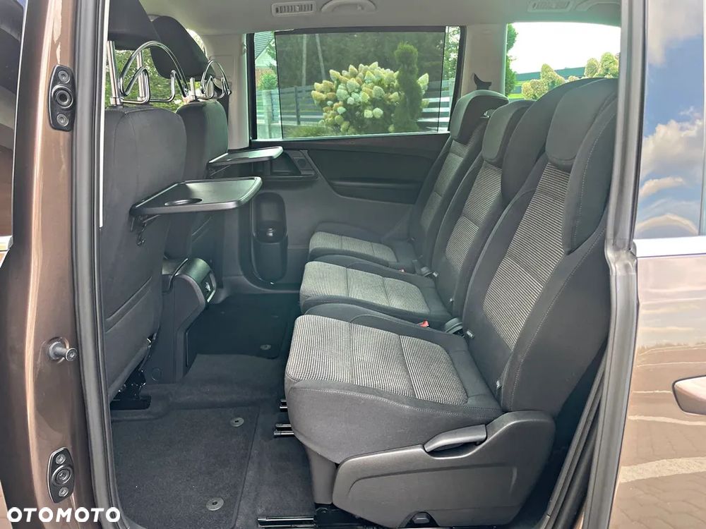 Volkswagen Sharan 2.0 TDI DSG BlueMotion Technology Comfortline - 23