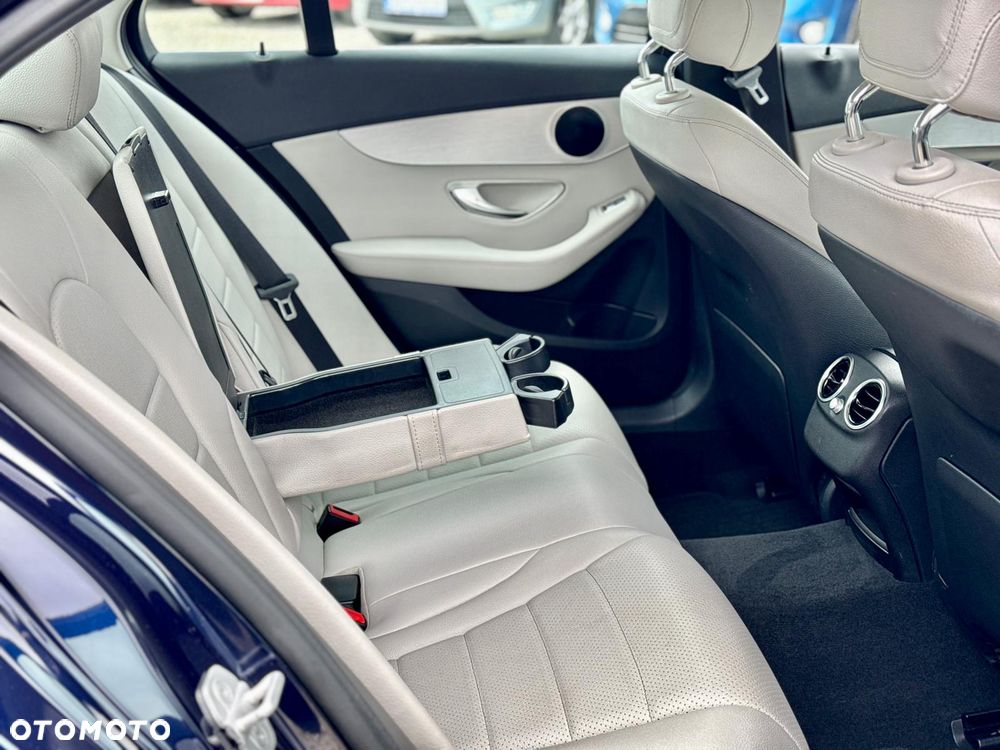Mercedes-Benz Klasa C 200 (BlueTEC) d Avantgarde - 30