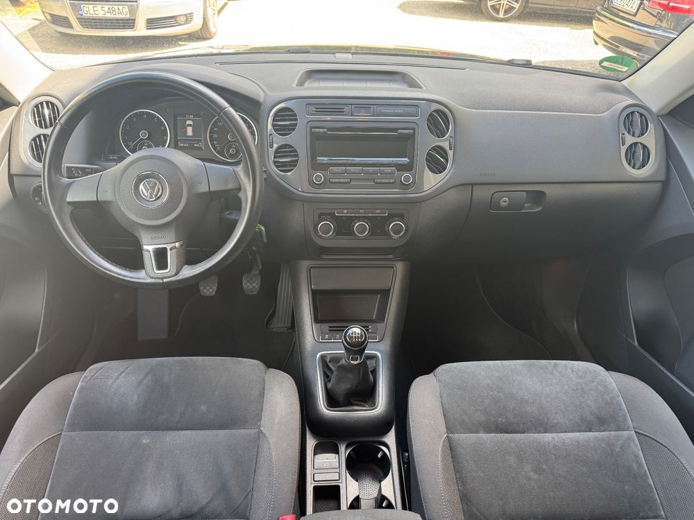 Volkswagen Tiguan - 10