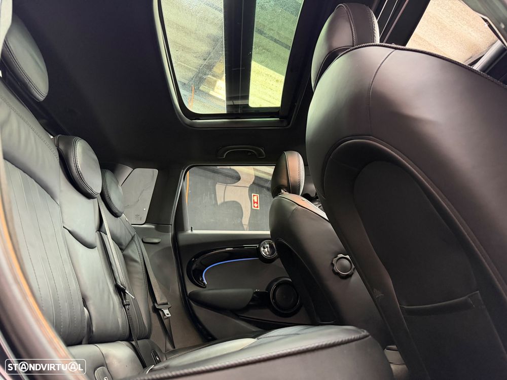 MINI 5 Portas Cooper S Aut. JCW - 21
