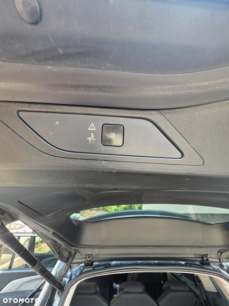 Citroën C4 Grand Picasso - 32