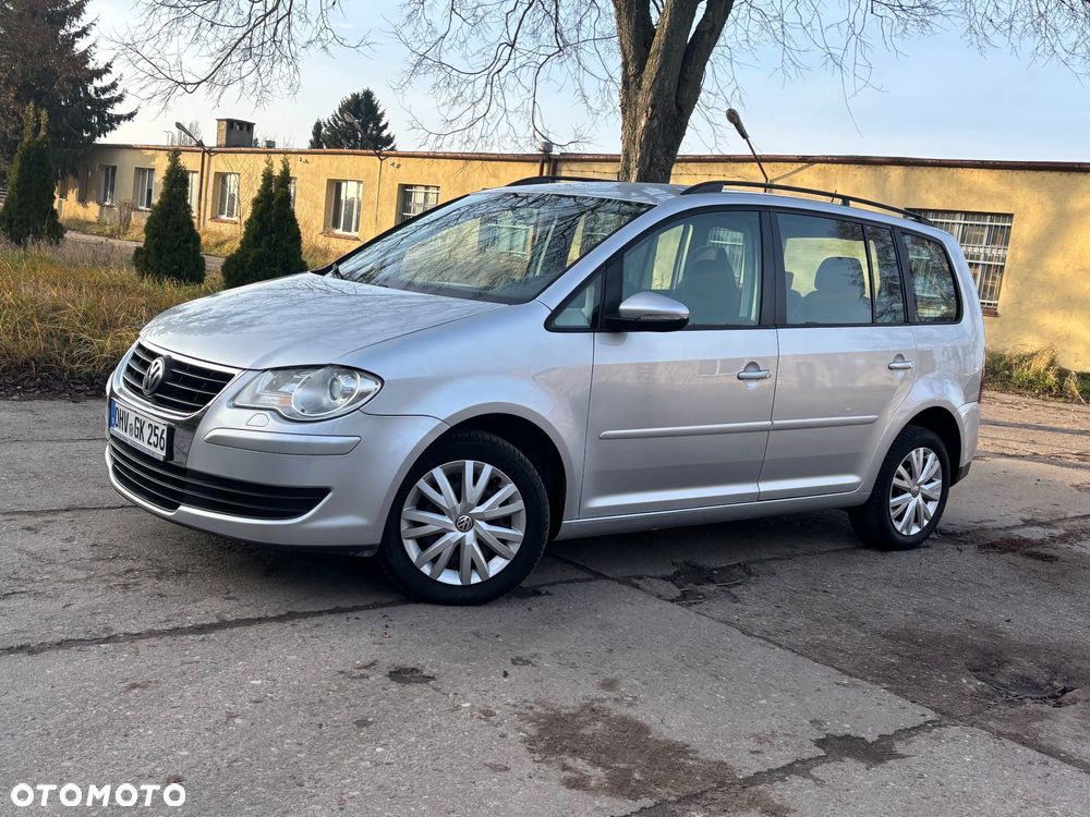 Volkswagen Touran 1.9 TDI DSG Conceptline - 35