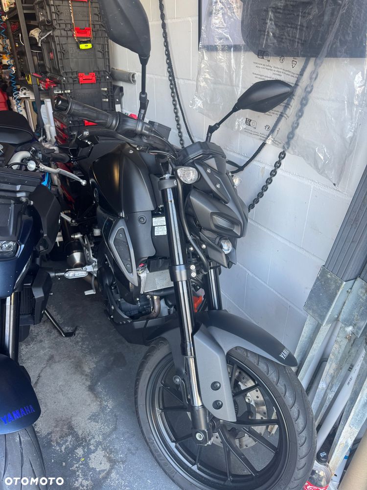 Yamaha MT - 6