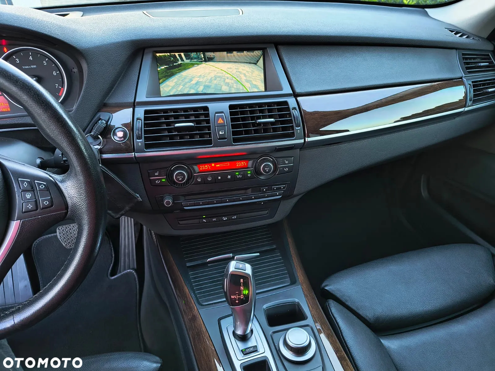 BMW X5 xDrive30i - 12