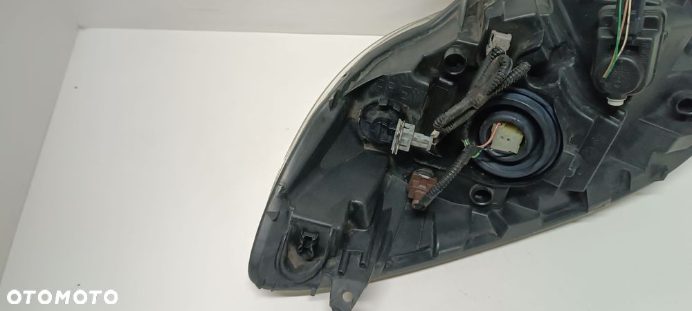 CITROEN C1 LAMPA PRZÓD PRZEDNIA LEWA  EUROPA 89092916 - 9