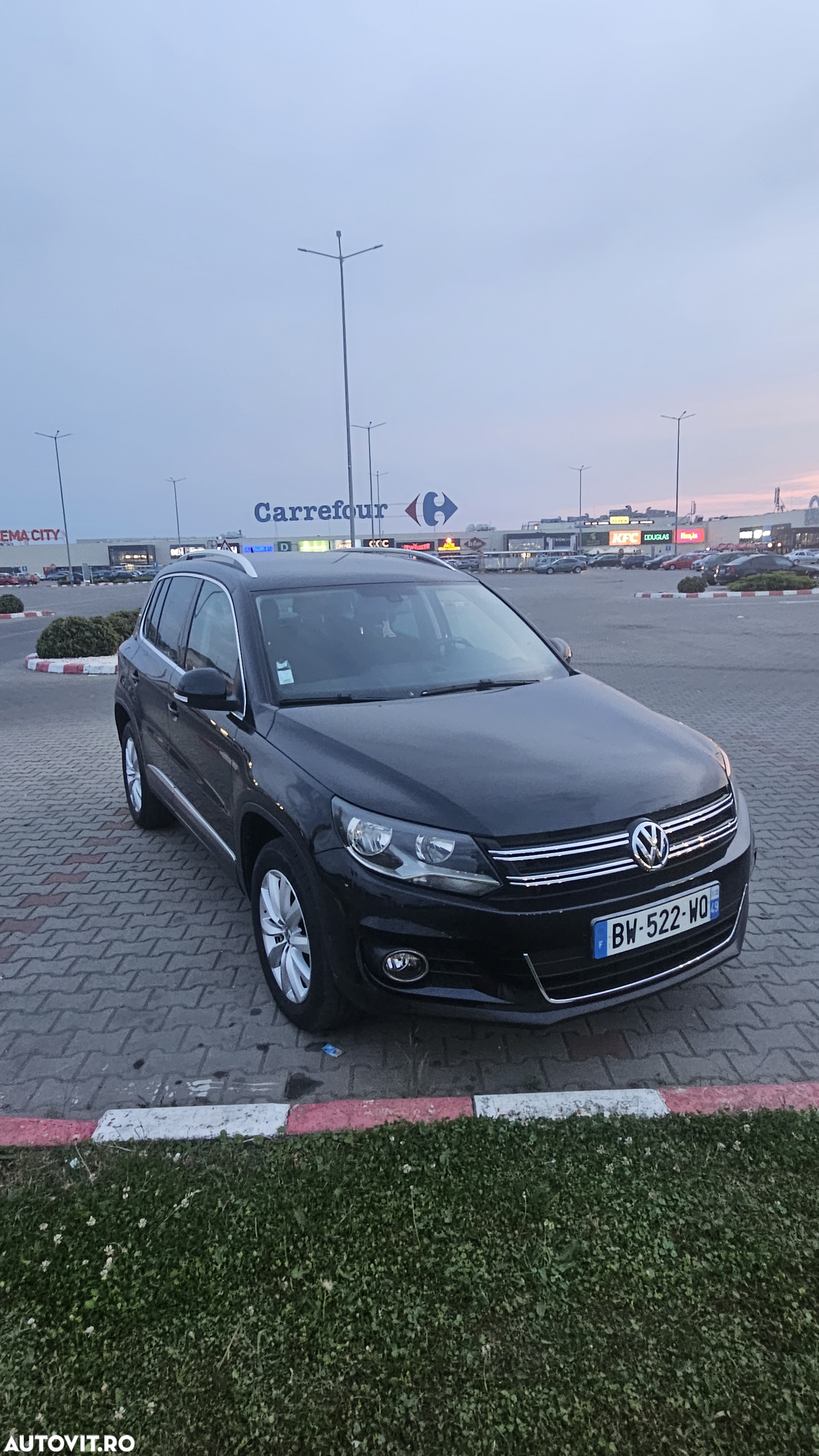 Volkswagen Tiguan 2.0 TDI BMT Sport & Style - 2