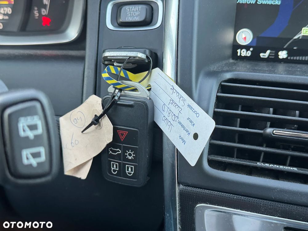 Volvo XC 60 D4 Geartronic RDesign - 20