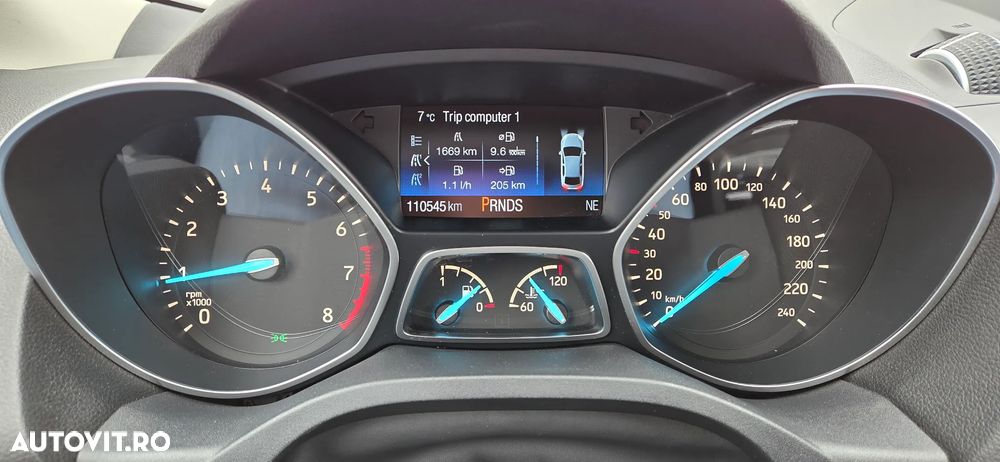 Ford Kuga 1.5 EcoBoost 4WD Aut. Trend - 17