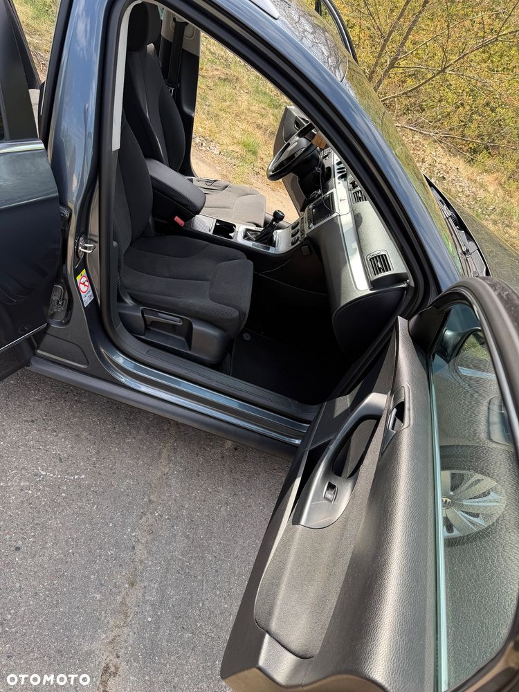 Volkswagen Passat 2.0 TDI Highline - 12