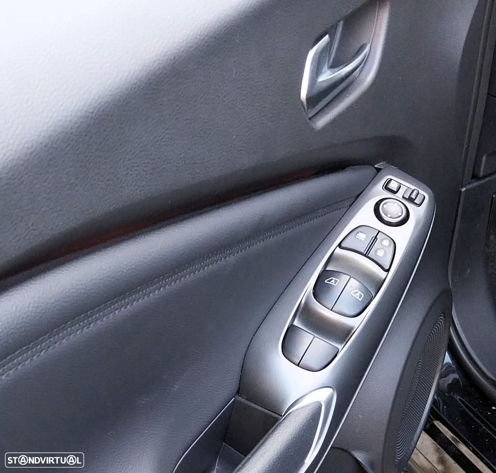 Nissan Juke 1.0 DIG-T N-Connecta - 22