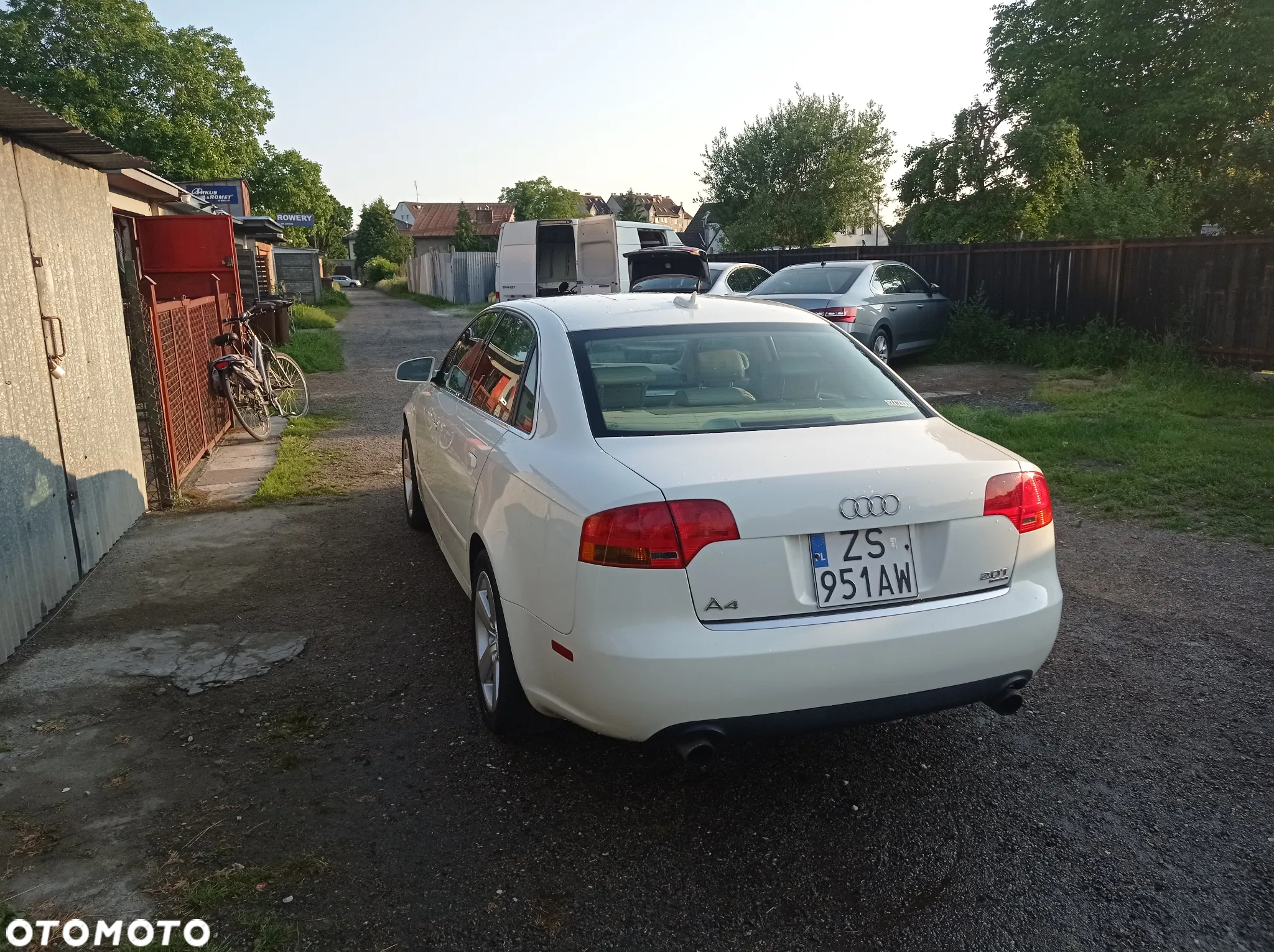 Audi A4 2.0 T FSI quattro tiptronic - 9