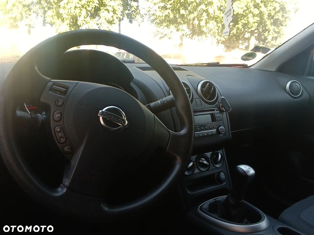 Nissan Qashqai 1.6 Visia - 14