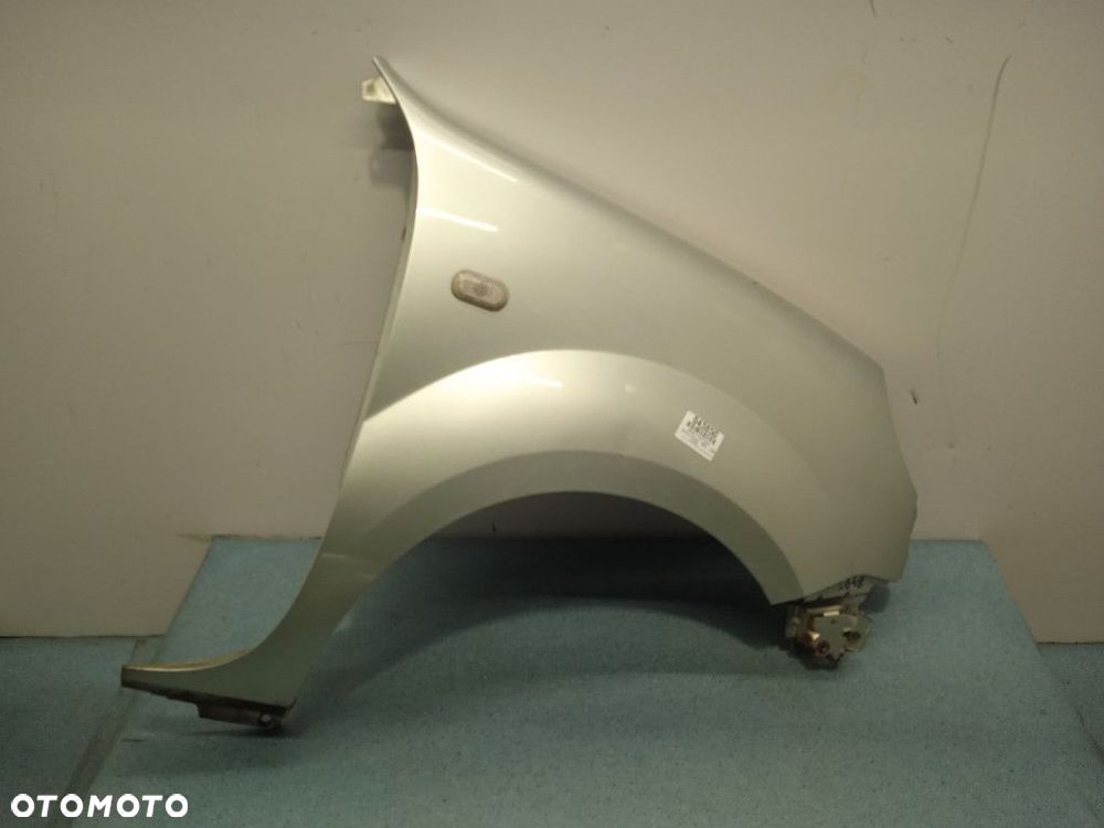 RENAULT KANGOO I LIFT BŁOTNIK PRZÓD PRAWY - 1