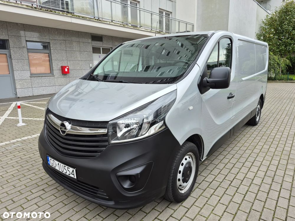 Opel Vivaro - 1