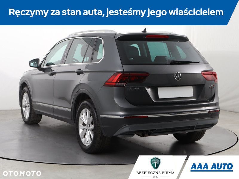Volkswagen Tiguan - 5
