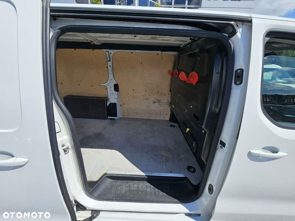Opel Vivaro - 32